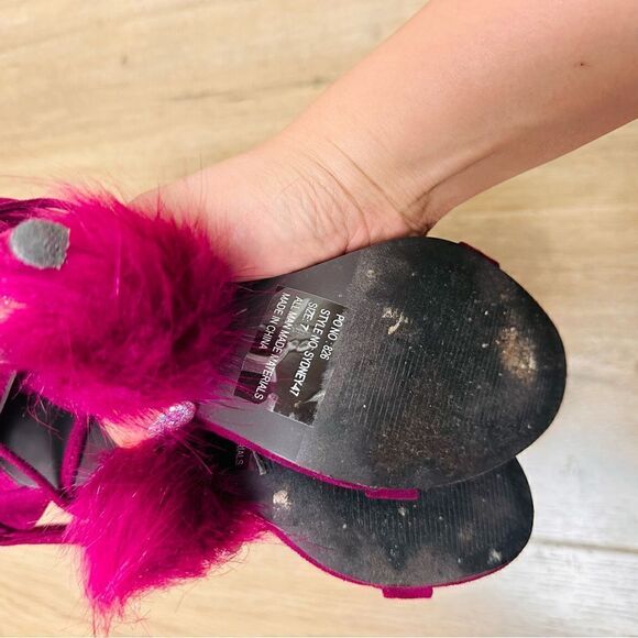 EUC ANGL Breckelles Burgundy Fluffy Pom Pom Heels 7 - Picture 4 of 4